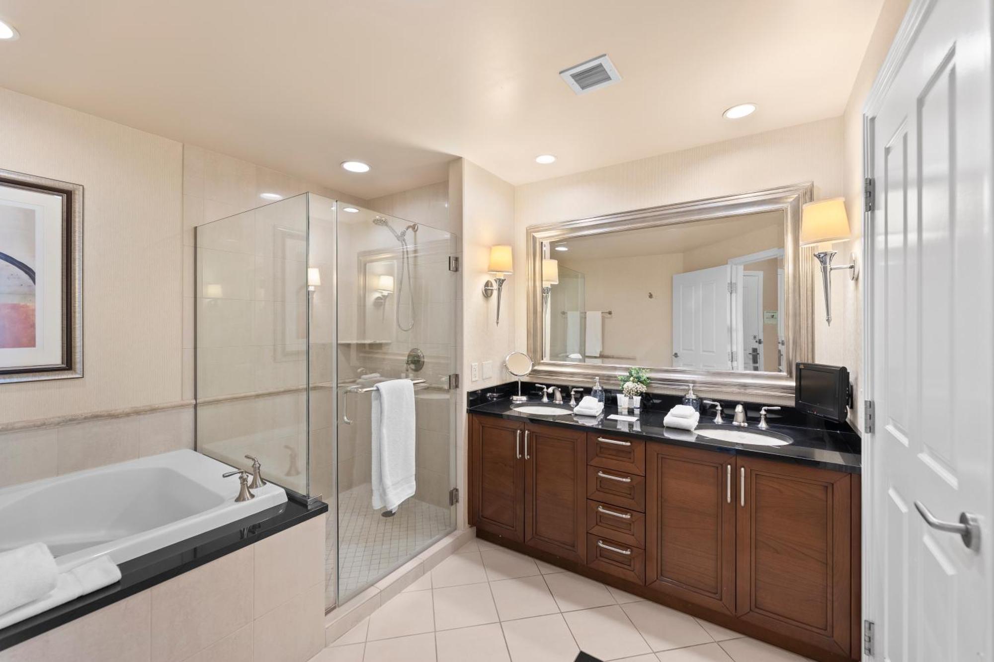 Lucky Gem Penthouse & Luxury Suites At Signature Resort, Balcony Strip View 2605 Лас Вегас Екстериор снимка