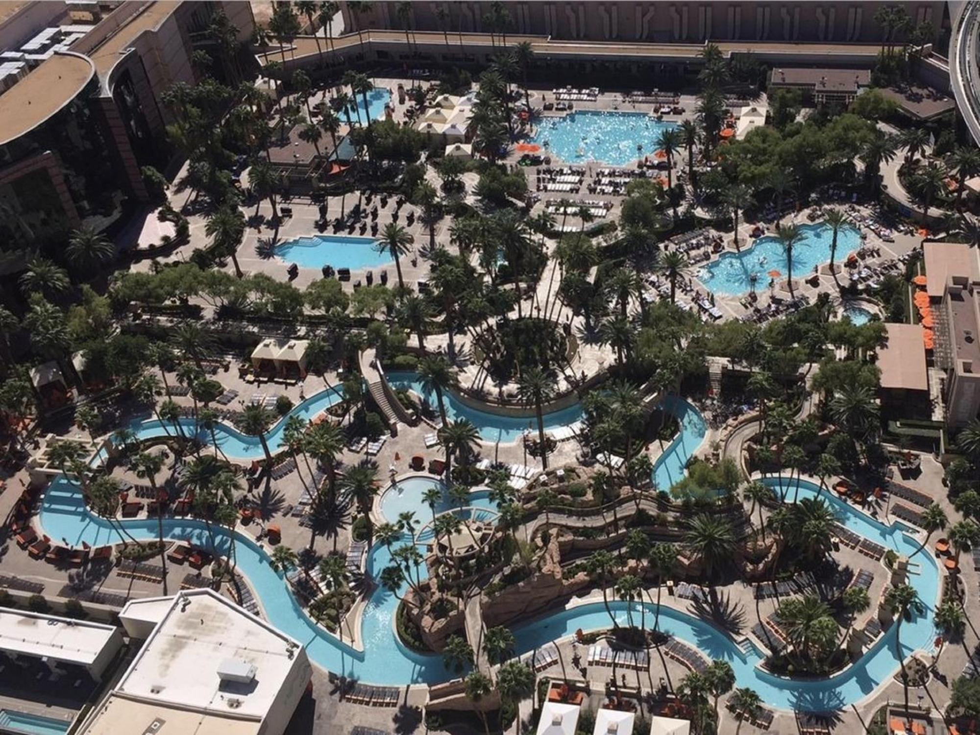 Lucky Gem Penthouse & Luxury Suites At Signature Resort, Balcony Strip View 2605 Лас Вегас Екстериор снимка